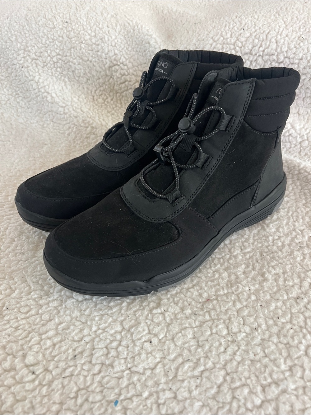 Ryka Women's Amanda Cold Weather Hiking Boot size 11W ➡️
